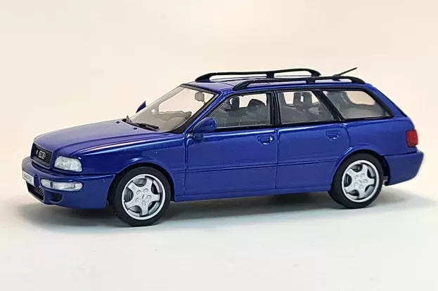 Solido Audi A4 Rs2 Avant Sw Station Wagon 1995 Powered By Porsche 1:43 4310101